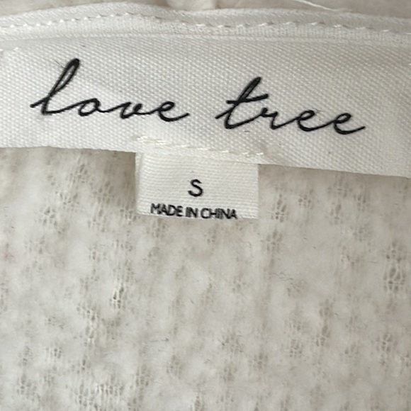 LOVE TREE FLUFFY PULL OVER HOODIE OFF WHITE SIZE SMALL - Picture 8 of 12